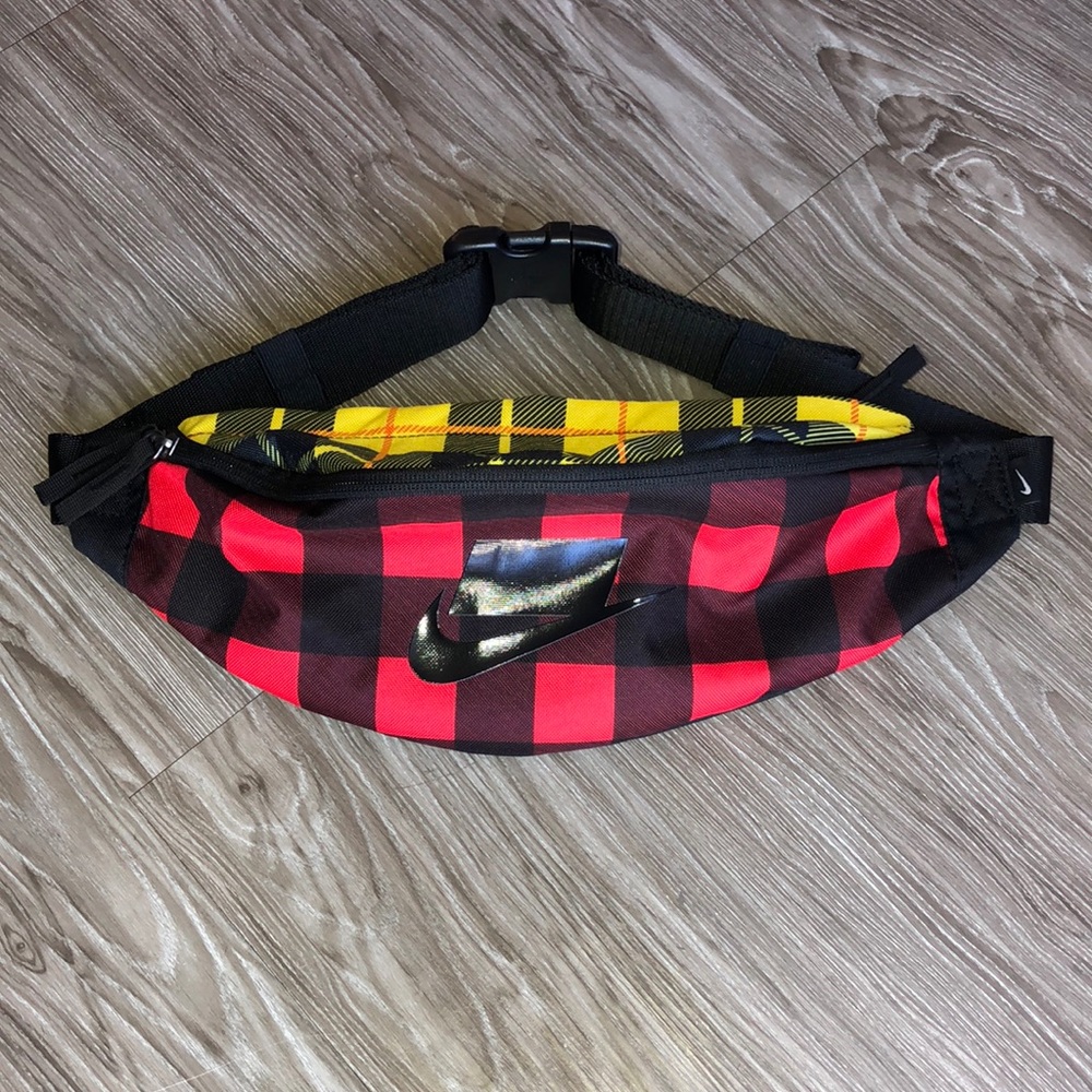 Nike fanny pack